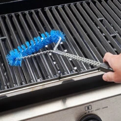 Broil King Nylonbürste, 46 Cm -GrillMeister Geschäft broil king nylonbuerste in anwendung auf grill 9966cea2ef78b596cdb549ba242048b3