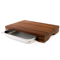 Cleenbo Schneidebrett Nussbaum Cube Mit Edelstahlwanne -GrillMeister Geschäft cleenbo schneidebrett nussbaum cube mit edelstahlwanne 6d61034f7421226bfbac557a6a9ca395