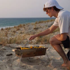 Knister Grill Premium – Tragbarer Holzkohlegrill Aus Edelstahl -GrillMeister Geschäft knister grill premium tragbarer holzkohlegrill aus edelstahl 3396bd65fc7683d5e3ce02c22a59b0dc