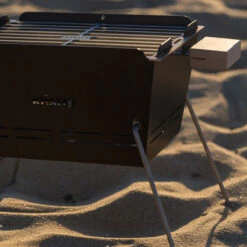 Knister Grill Small – Tragbarer Holzkohlegrill 16 Knister Grill Small – Tragbarer Holzkohlegrill -GrillMeister Geschäft knister grill small tragbarer holzkohlegrill b75a3a4f7e1cacb19e2f6b561d6730d9