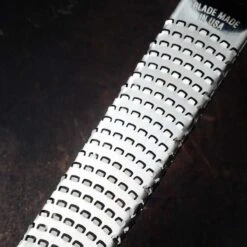 Microplane Premium Reibe / Zester, Altrosa -GrillMeister Geschäft microplane premium reibe zester altrosa b63a4f9c5e2b52b6f732994fb0ef6fce