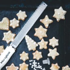 Microplane Premium Reibe / Zester, Weiß -GrillMeister Geschäft microplane premium reibe zester wei 72eb40604c8b7bf3e0d64a562c91ebb4