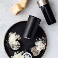 Microplane Universal Mühle 3in1 15 Microplane Universal Mühle 3in1 -GrillMeister Geschäft microplane universal muehle 3in1 f9de8a745f1cef65c0061ca8e4cee45e