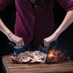 Napoleon 2er Set Tranchierkrallen (ideal Z.B. Für Pulled Pork) 7 Napoleon 2er Set Tranchierkrallen (ideal Z.B. Für Pulled Pork) -GrillMeister Geschäft napoleon 2er set tranchierkrallen 8ee202f1776f845af2af4df42da3ee4f