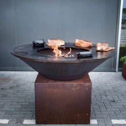 OFYR Feuerplatte XL Corten -GrillMeister Geschäft ofyr feuerplatte xl corten c925ccfd8df640ffdc50fc0bdb55cd85