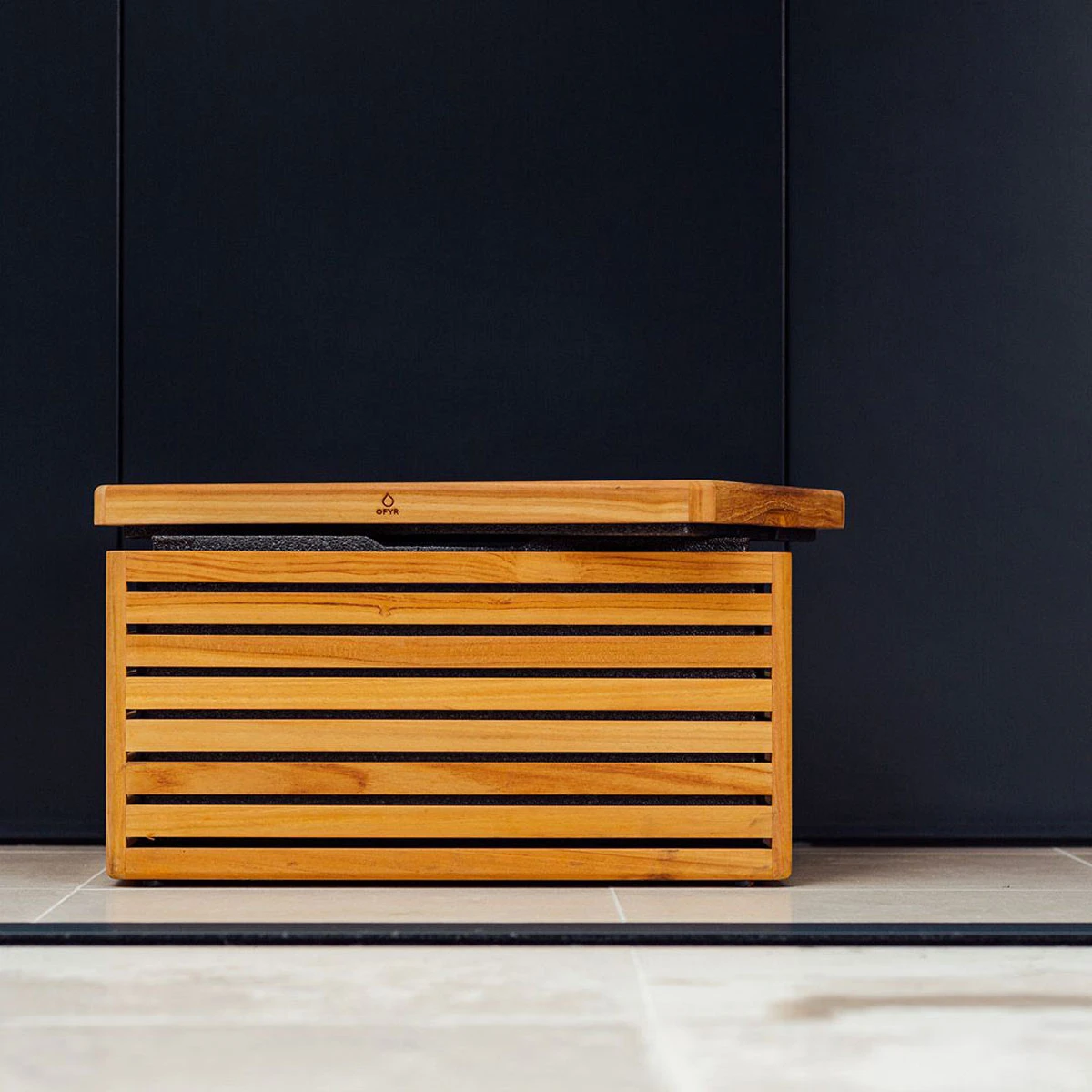 OFYR Kühlbox Teakholz 9 OFYR Kühlbox Teakholz – Bild 7