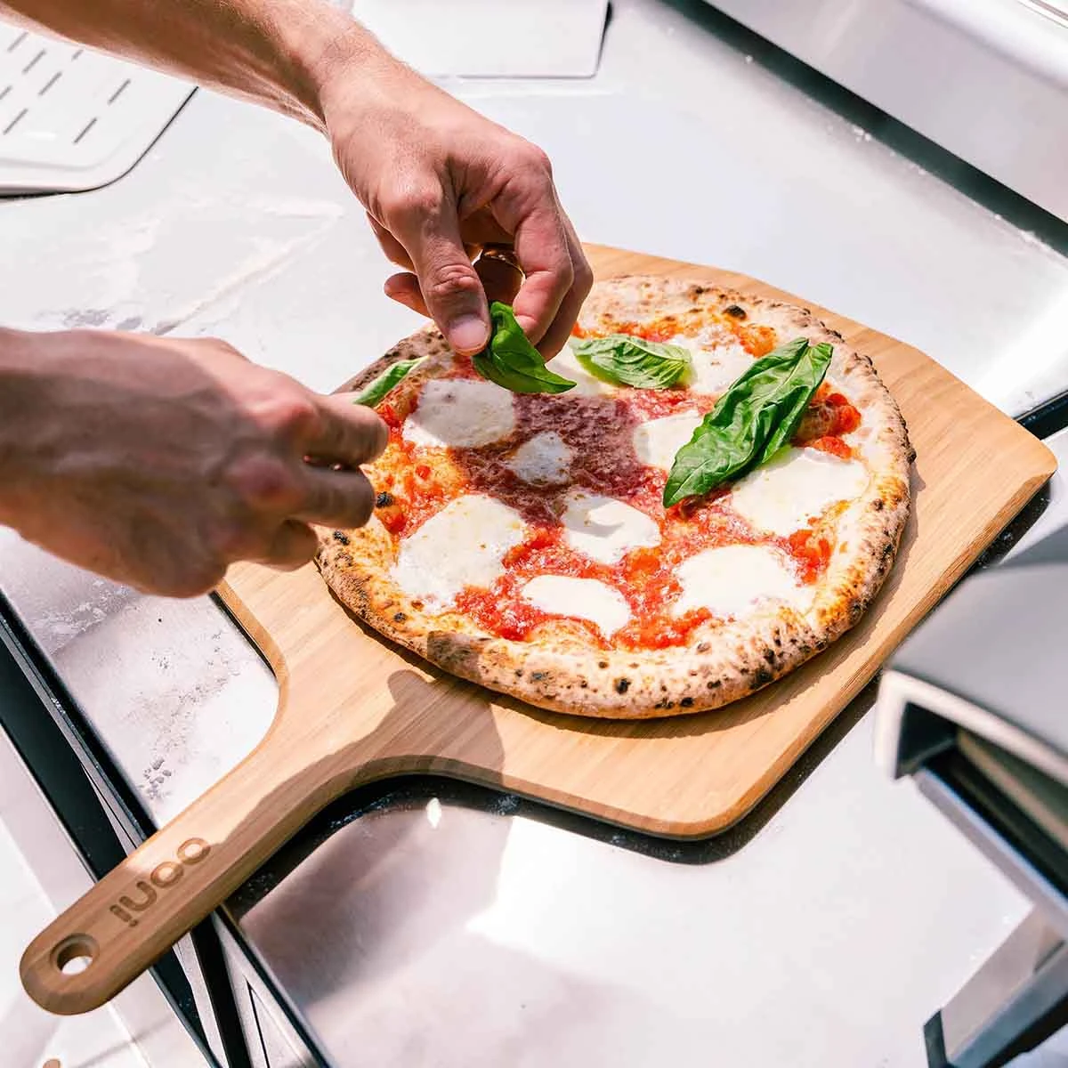 Ooni Pizzaschieber Bambus Verschiedene Größen 7 Ooni Pizzaschieber Bambus Verschiedene Größen – Bild 5