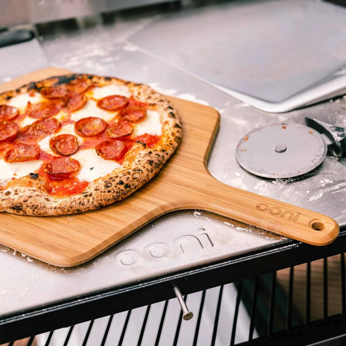 Ooni Pizzaschieber Bambus Verschiedene Größen 6 Ooni Pizzaschieber Bambus Verschiedene Größen – Bild 4