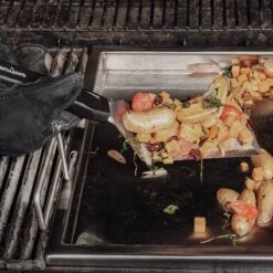 SANTOS Plancha, Einsatzpfanne Für Napoleon Rogue 365, 525 SB, SE 525, XT 525 (bis 2020) -GrillMeister Geschäft santos einsatzpfanne fuer napoleon rogue produktbild eb1cef030ea55163613a768fa138bddc