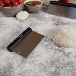 SANTOS Pizza Teigmesser 11 SANTOS Pizza Teigmesser -GrillMeister Geschäft santos pizza teigmesser 06a6bd9518c3d4623a86fe3d4d822191