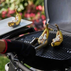 Weber Premium Grillhandschuhe, Gr. S / M -GrillMeister Geschäft weber grillhandschuh set kevlarmischgewebe s m 3b4f733a79beb16d3cae32f9a3588a24